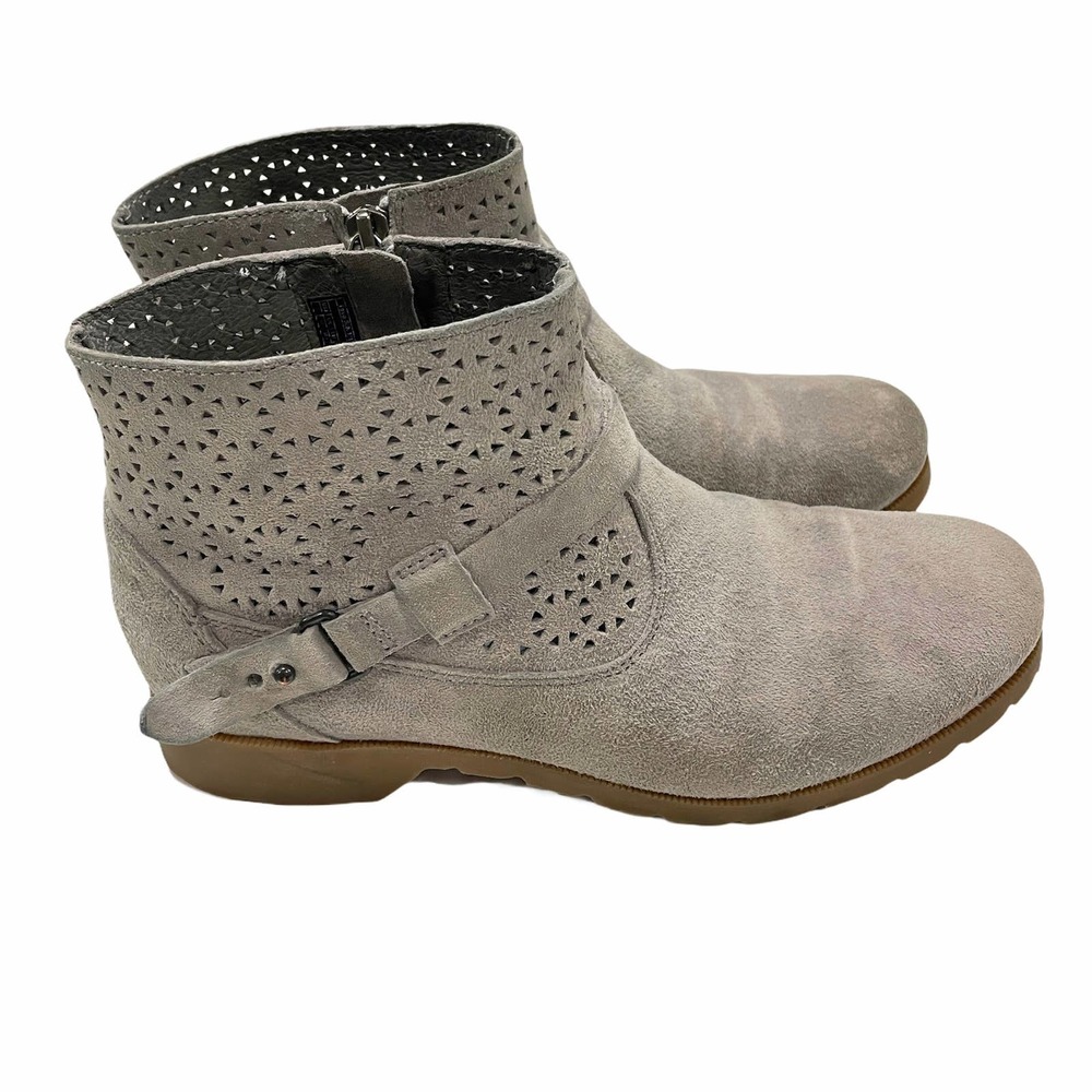 Teva De La Vina Gray Suede Ankle Booties *FLAWS